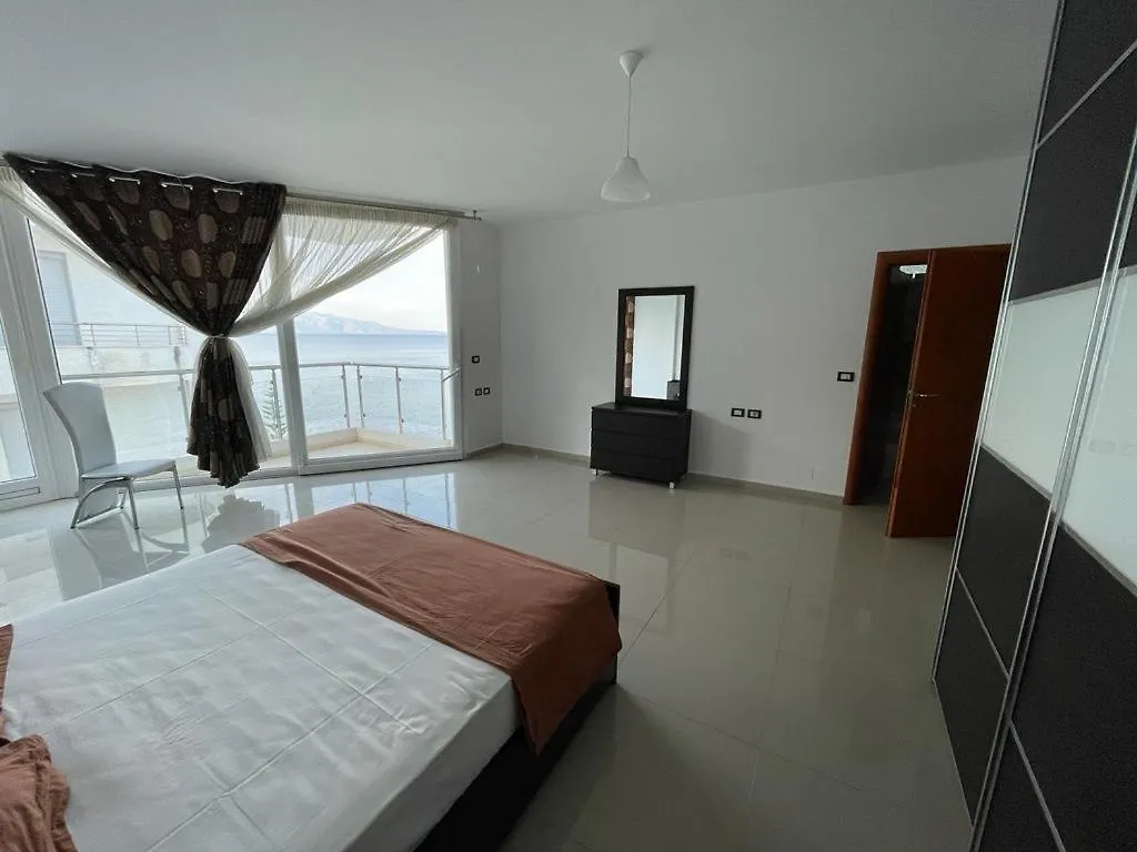 Opal Sand Apartment Sarandë 0*,