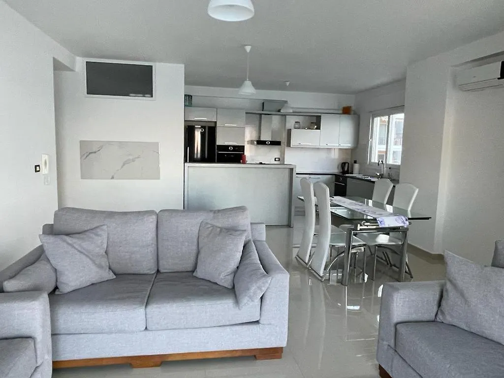 Opal Sand Apartment Sarandë